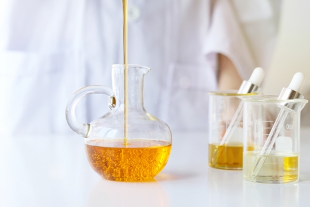 MGO - Methylglyoxal MGO - Methylglyoxal in Reagenzgläsern