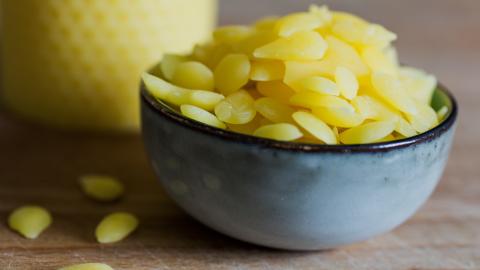 Wachs nach der Anwendung mit einem Wachsschmelzer